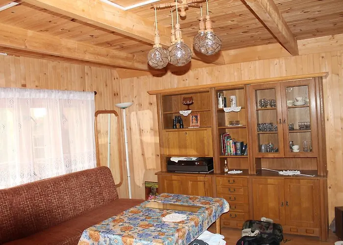 Gerendaház Aleksandra *